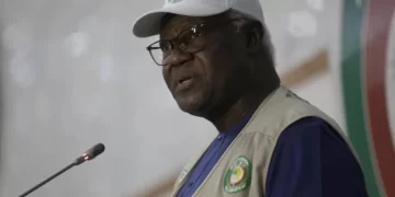 Sierra Leone: l’ex-président Koroma inculpé pour son rôle présumé dans les évènements du 26 novembre
