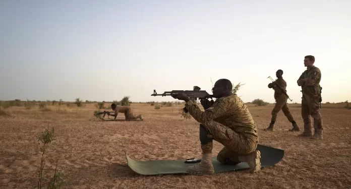 Crise sécuritaire ou guerre géopolitique au Sahel : La Bataille de Tinzawatène a-t-il levé un coin de voile dans la guerre au Sahel ?