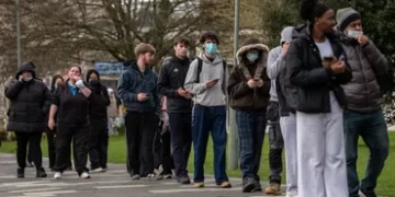 Epidémie de méningite en Angleterre dans le milieu estudiantin : 20 cas rapportés à l&rsquo;agence de sécurité sanitaire