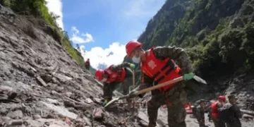Inondations au Népal et au Tibet : le bilan des crues au Népal et au Tibet grimpe à au moins 623 morts