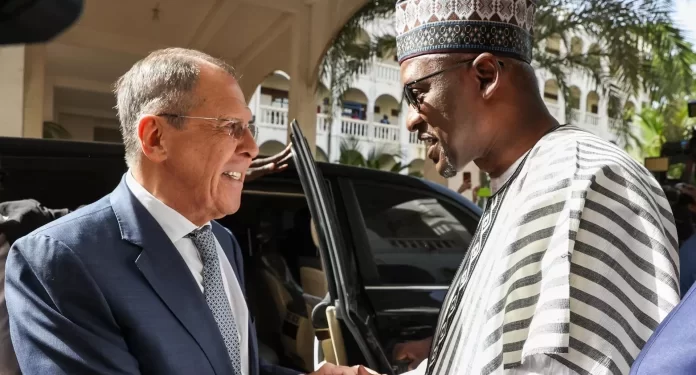 “Bouffée d’oxygène pour le Mali”: les principaux avantages de la visite de Lavrov à Bamako