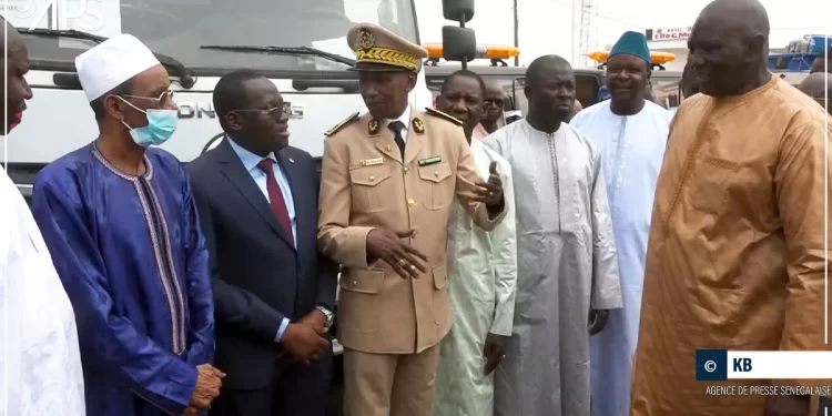 Du matériel et de la logistique de nettoiement réceptionnés à Saly