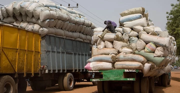 Sénégal-Gambie: un accord douanier permet la reprise du trafic routier entre les deux pays