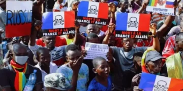 Plongée dans les méandres de la politique africaine de la France Première partie : Qu’est-ce qui se cache derrière les échecs français en Afrique ?