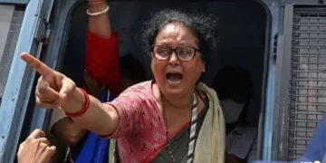 Les manifestations contre le viol en Inde dégénèrent en affrontements politiques dans les rues