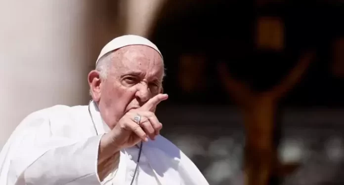 Etats-Unis : Le pape François attaque sévèrement Donald Trump sur l’immigration