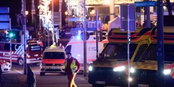 Réveillon tragique en Allemagne : cinq morts et un policier blessé par des feux d’artifice et des pétards surpuisants