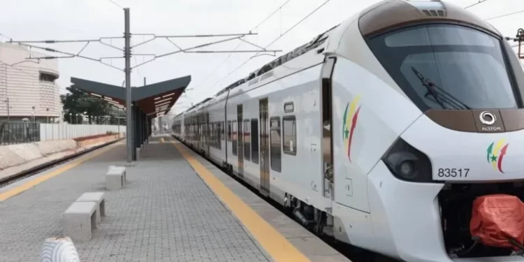 Le TER au Sénégal : Un déficit de financement couvert par l&rsquo;État, mais l&rsquo;avenir passe par l&rsquo;extension régionale