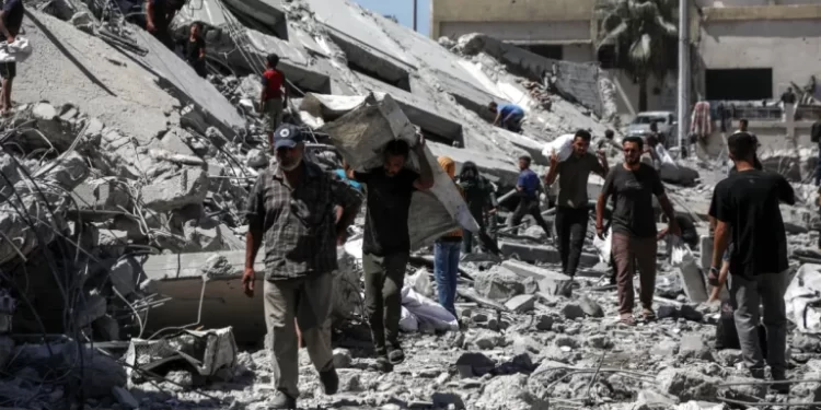 L’OMS refuse de se plier aux ordres d’évacuation d’Israël et déclare rester dans la ville de Gaza