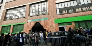 Mosquées : les têtes de cochon déposées « par des personnes de nationalité étrangère » ayant « aussitôt quitté le territoire » (parquet de Paris)