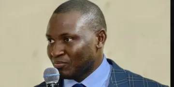 Feu tous azimuts sur Toussaint Manga……Par M. Souleymane Diallo