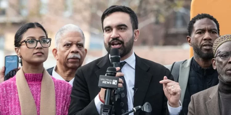 Course à la mairie de New-York : Zohran Mamdani, le candidat démocrate mal aimé de son parti