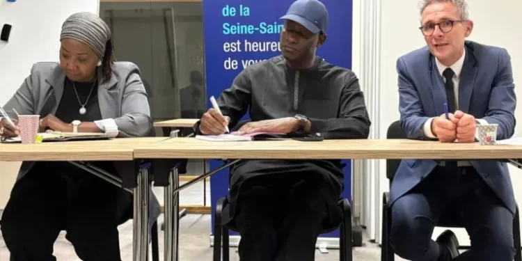 Le Maire de Dakar en mission à Paris pour renforcer la coopération en vue des JOJ Dakar 2026