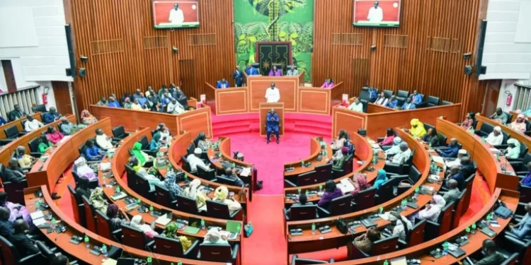 Bourses étudiantes : le ministre Daouda Ngom annonce une digitalisation totale pour plus de transparence