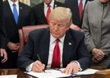 États-Unis : TRUMP réduit la durée des permis de travail pour les immigrés