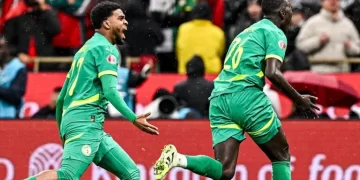 Pape Guèye écrit l’histoire : le 100e but du Sénégal offre la CAN aux Lions