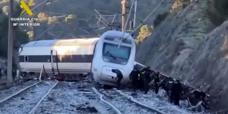 Collision mortelle entre deux TGV en Espagne : une tragédie qui reste mystérieuse