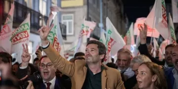Présidentielle au Portugal : l’extrême droite portugaise en tête du premier tour, une onde de choc politique