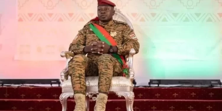 Togo: L’ex-président de la Transition au Burkina Faso, Paul-Henri Damiba, arrêté et expulsé