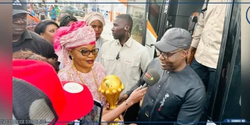 Sacre des Lions: le président de la FSF porté en triomphe à Bambey, sa ville natale