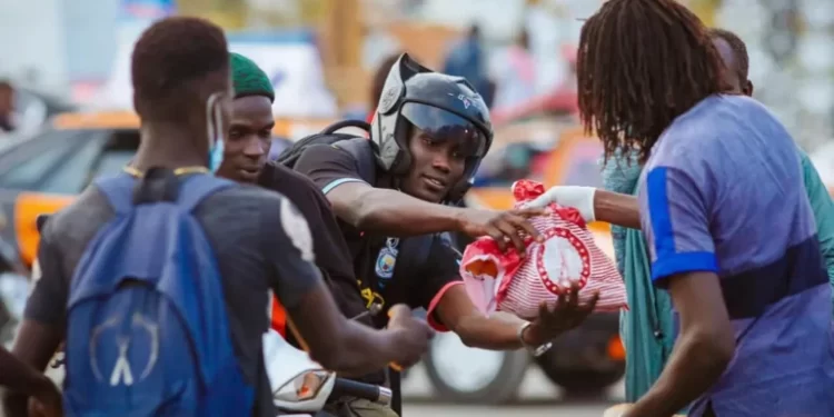 Ramadan: Dakar submergée par les déchets après la rupture du jeûne