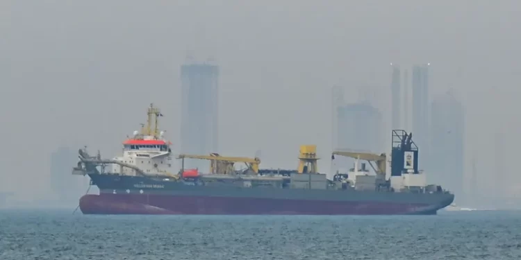 La fermeture du détroit d&rsquo;Ormuz prive aussi les pays du Golfe des importations : « Cela montre toute la limite de leur système »