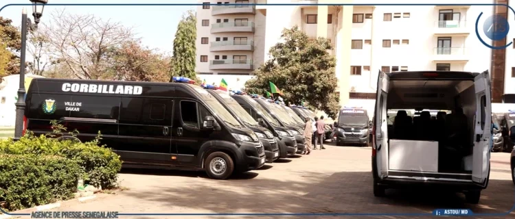 Abbas Fall dote Dakar de 25 corbillards pour améliorer les services funéraires