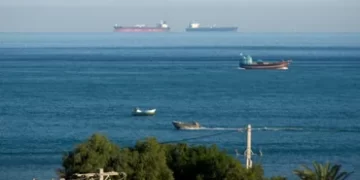 Les marins bloqués dans le détroit d’Ormuz souffrent de stress et de fatigue extrême : l’ONU veut leur venir en aide