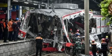 Collision entre deux trains en Indonésie : le bilan monte à 16 morts, toutes des femmes
