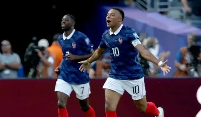 Mondial 2026 : la France arrache sa qualification face au Paraguay et rejoint le Maroc en 1/4