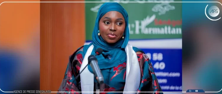 « La saison des épines » : Ndèye Rouba Fall signe un premier recueil poignant sur les blessures et la renaissance