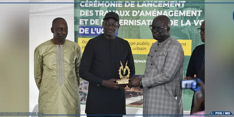 [ Vidéo] UCAD :  Abass Fall et Alioune Badara Kandji lancent les travaux d’aménagement de 3,13 km de voirie