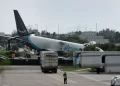 Un avion-cargo d’Amazon sort de piste à Miami et percute des véhicules